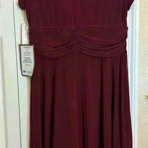 R&M Richards Rhinestone Buckle Dress Size 14 NWT in Merlot - Picture 3 of 5